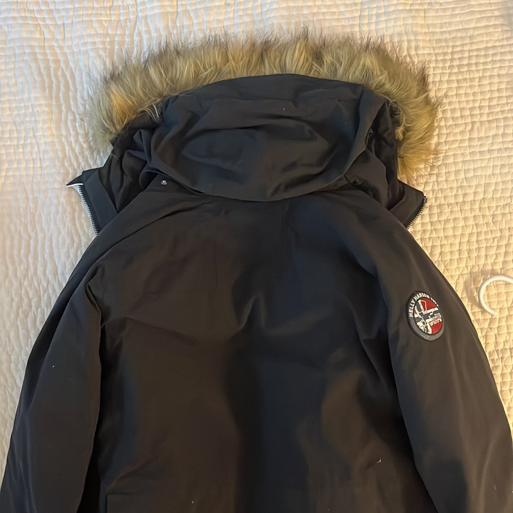 Helly Hansen Winter Jacket - image 3